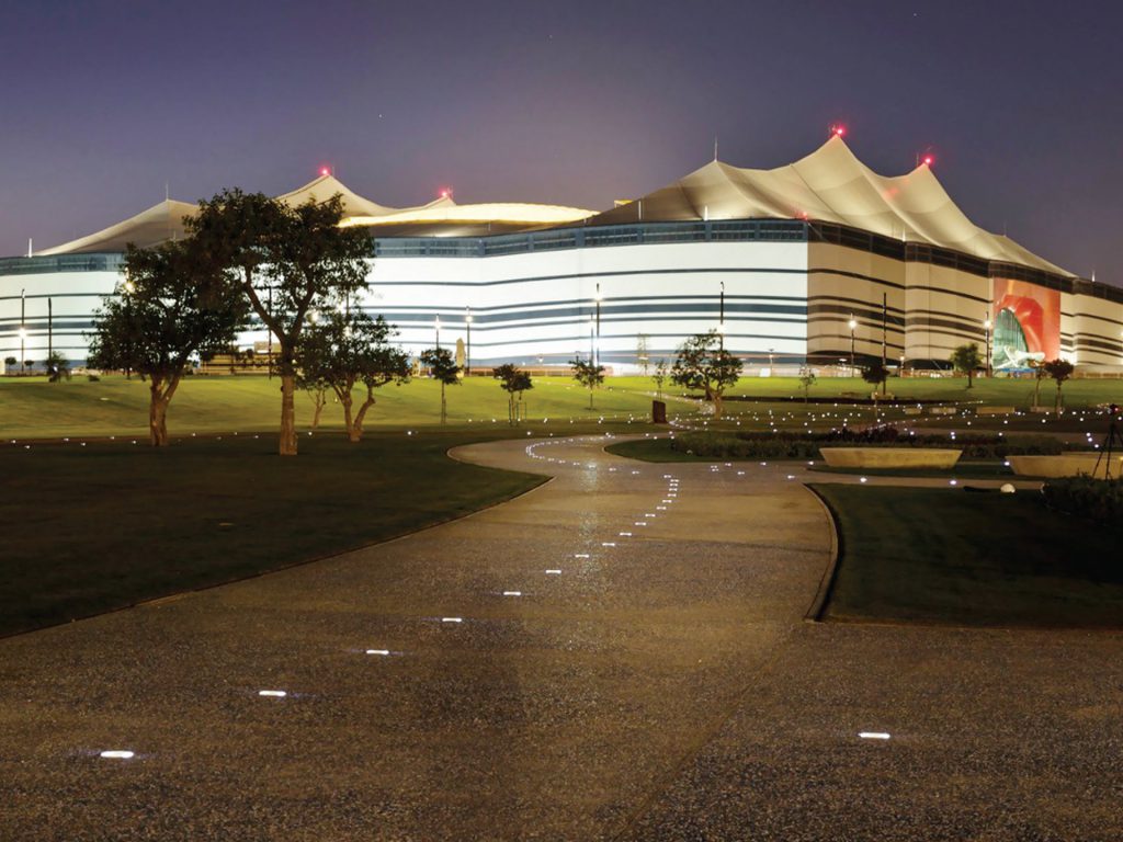 阿尔贝特体育场(Al Bayt Stadium/استاد البيت)