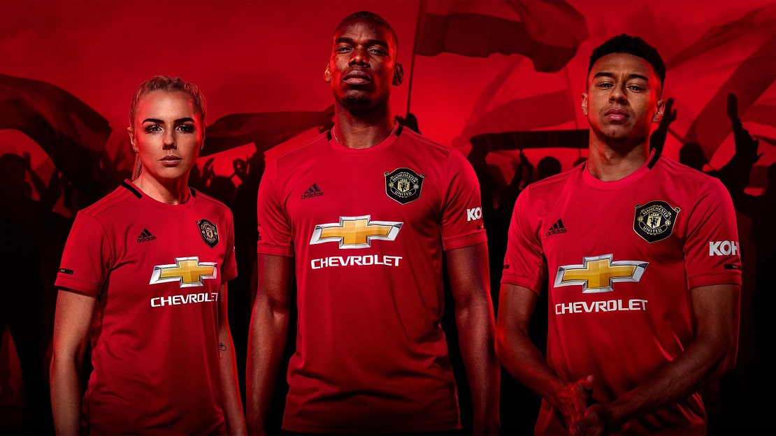 Manchester United in talks for new shirt sponsorship deal from 2021