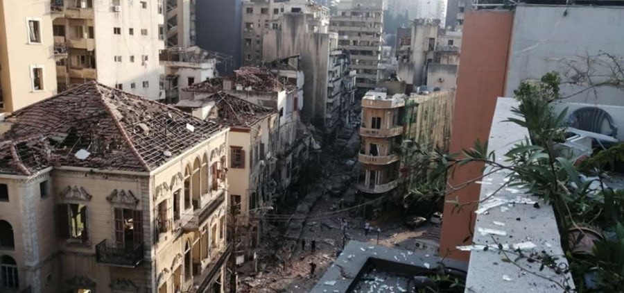 图／黎巴嫩爆炸附近街区建筑物受损