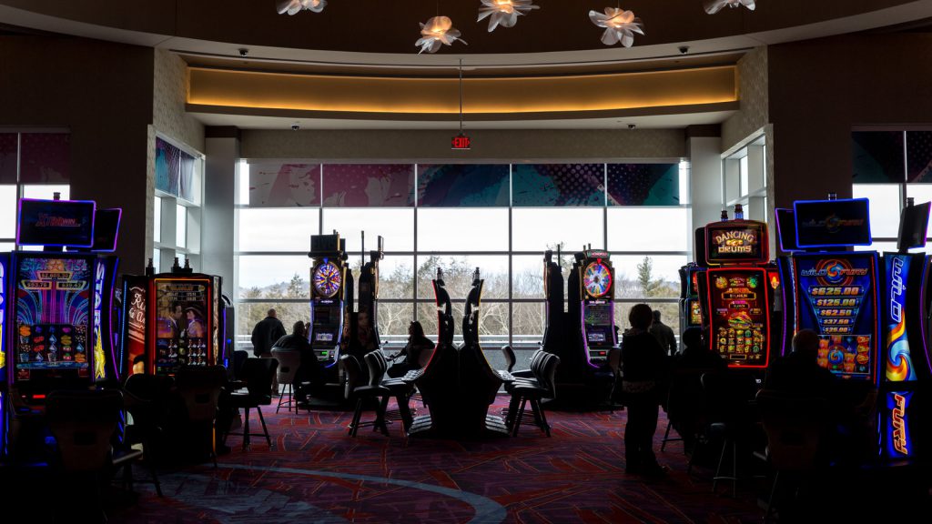 纽约州将恢复赌场及购物中心的运营