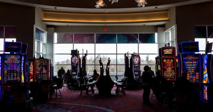 纽约州将恢复赌场及购物中心的运营