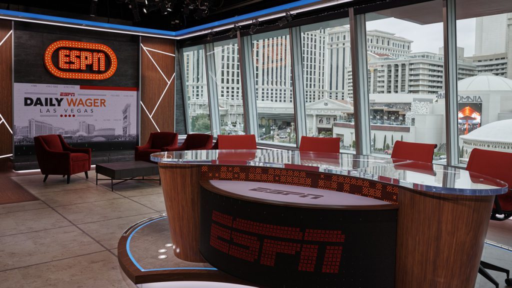 ESPN通过新交易，与威廉希尔和DraftKings合作增加新体验。