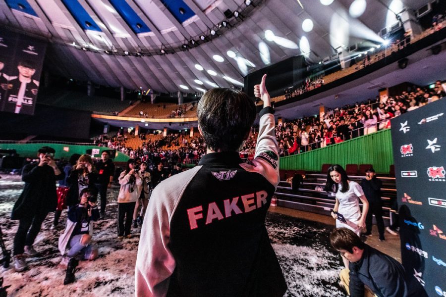韩国媒体报导，Faker 个人对战战绩是中国非法赌博网站上最受欢迎的标的