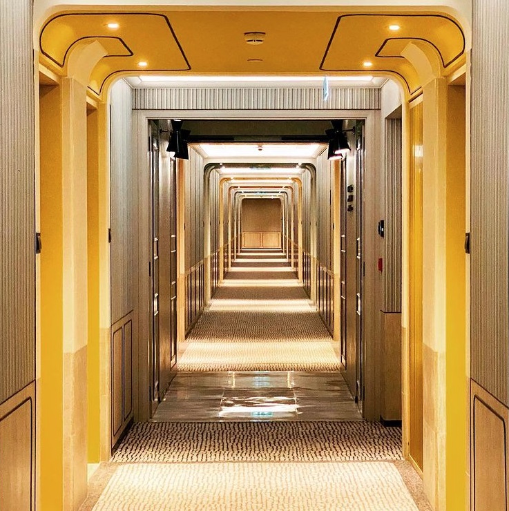 澳门葡京人酒店走廊设计有许多怀旧元素