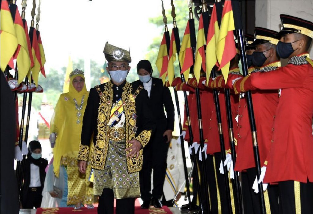 马来西亚元首宣布全国进入紧急状态