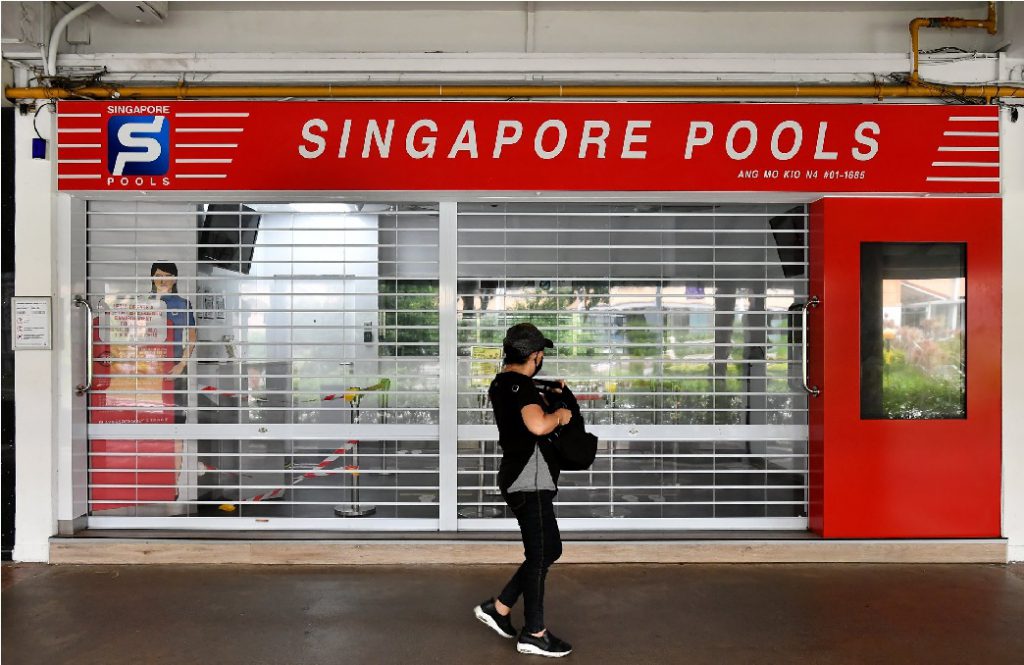 新加坡博彩公司投注站去年因疫情一度全面关闭