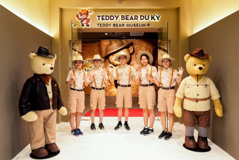 富国联合中心内的泰迪熊博物馆开幕