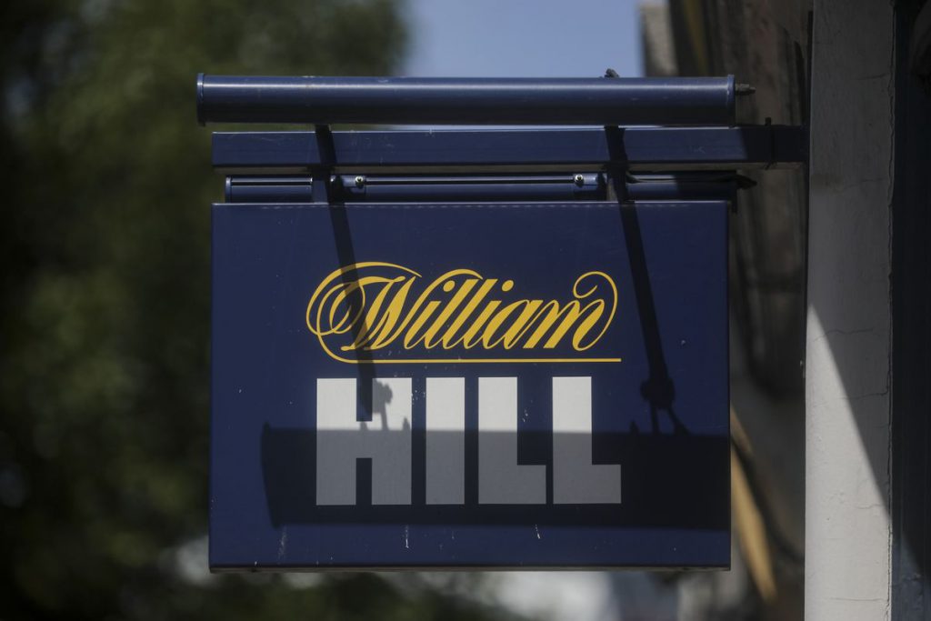 Apollo and 888 could bid for retail shops of William Hill in the UK.