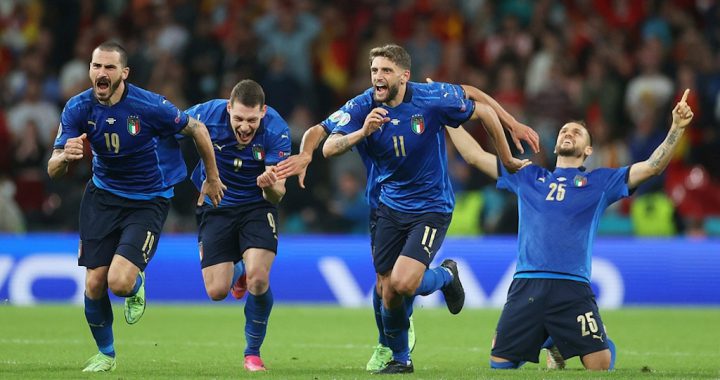 意大利在残酷的点球大战胜西班牙晋级决赛